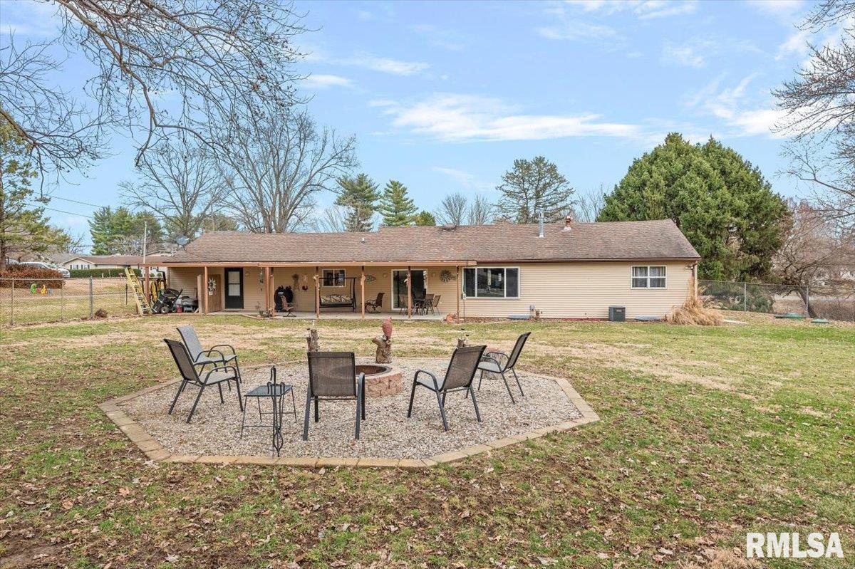 689 South Bradfordton Road Springfield, IL 62711 - Photo 34 of 42