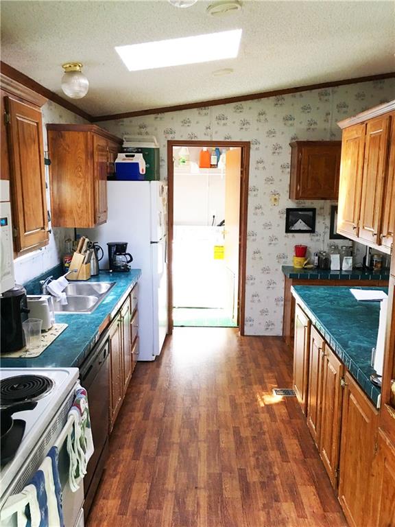 449 Nelson Road Farmington, PA 15437 - Photo 5 of 16