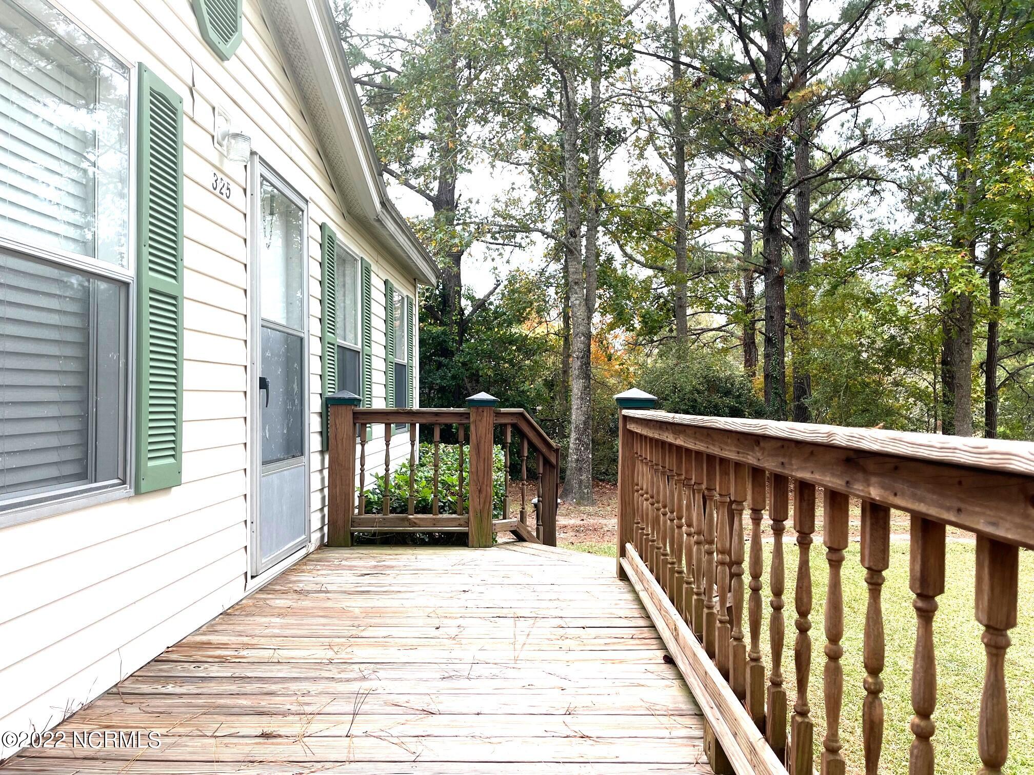 325 Colonial Landing Road Southeast Bolivia, NC 28422 - Photo 4 of 36 34