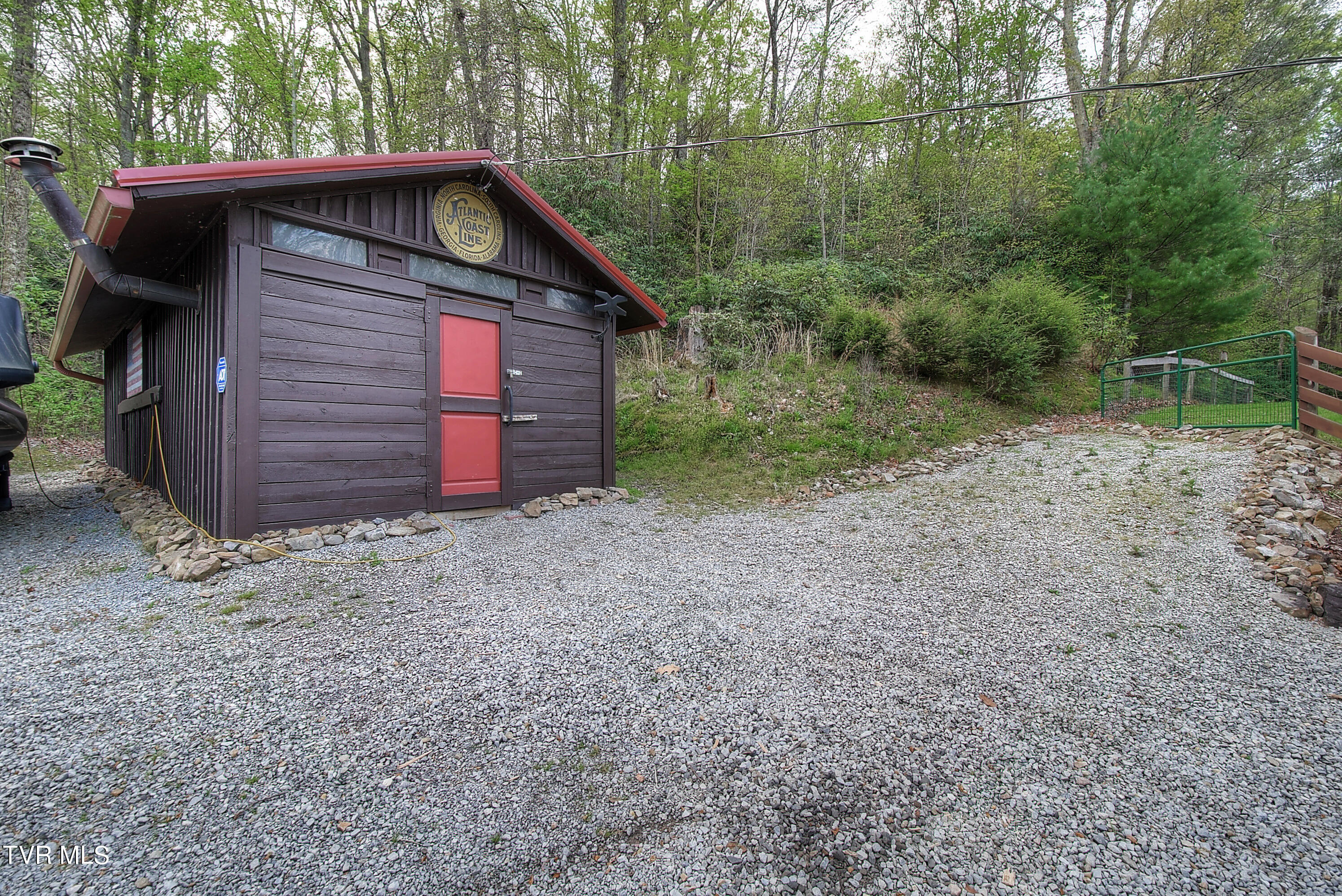 434 Roaring Creek Road Chuckey, TN 37641 - Photo 26 of 37 DSC_0097_098_099_100_101_102