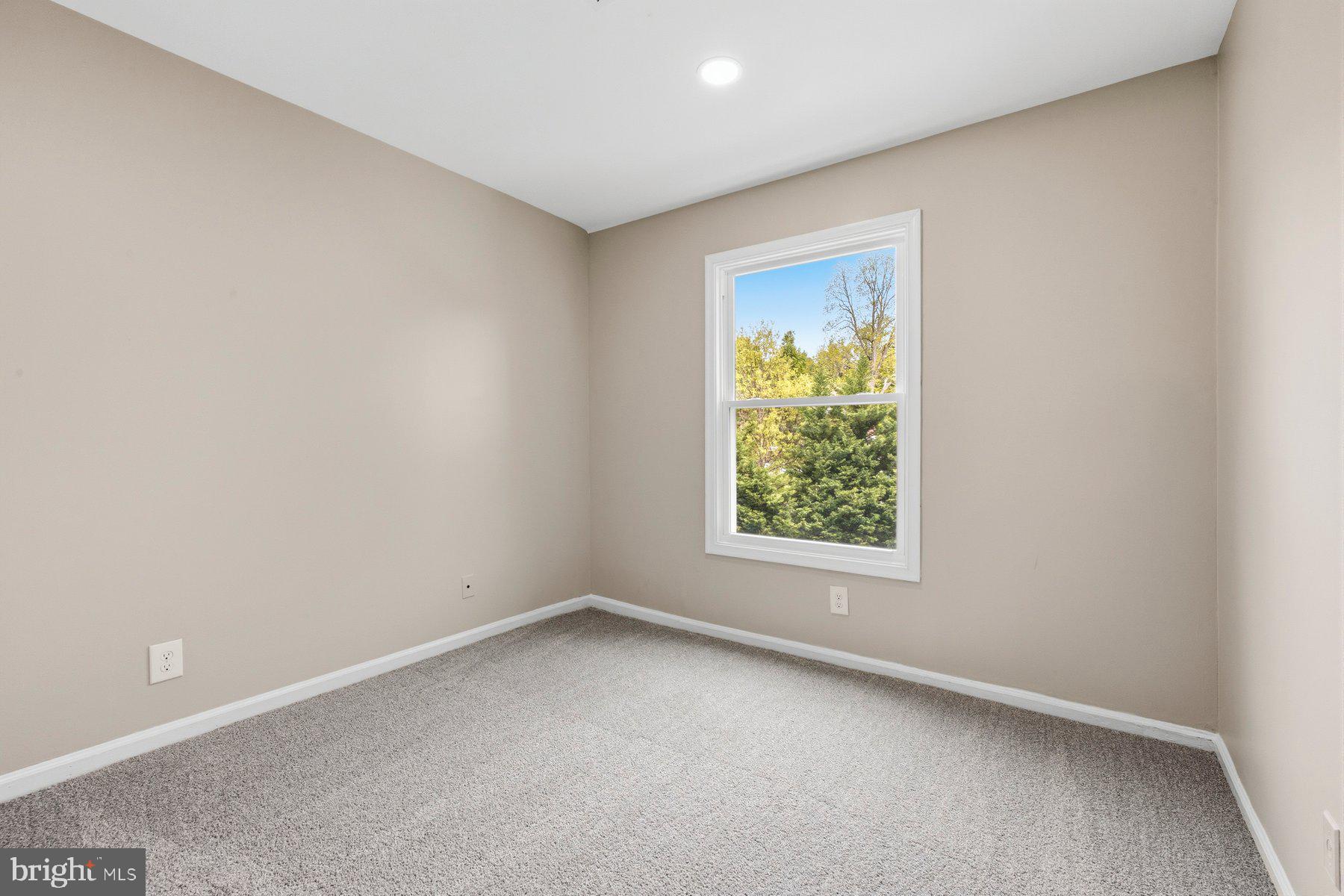 1923 Lyttonsville Road, Unit 1923 Silver Spring, MD 20910 - Photo 37 of 52