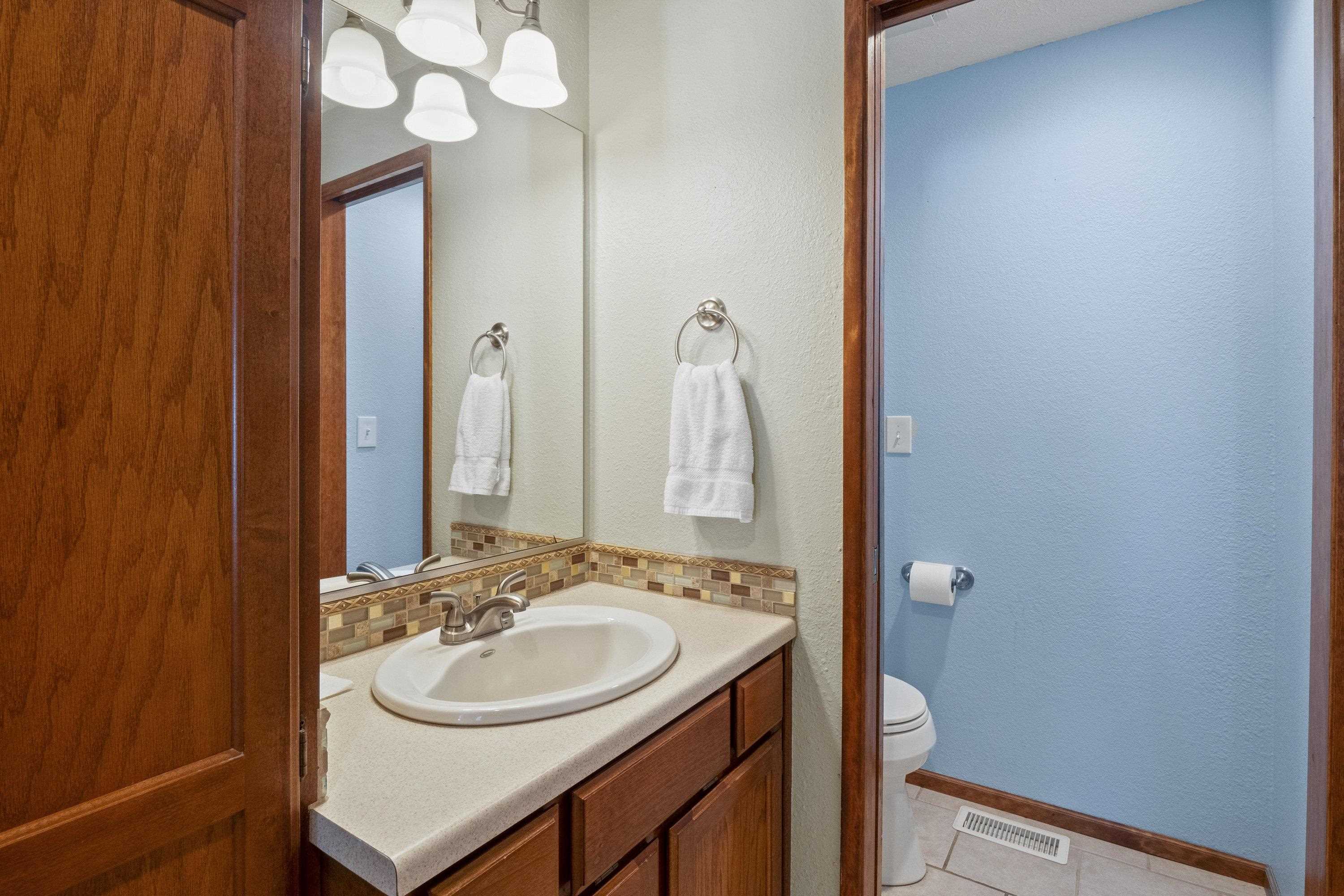 15612 North Timberwood Court Spokane, WA 99208 - Photo 13 of 47