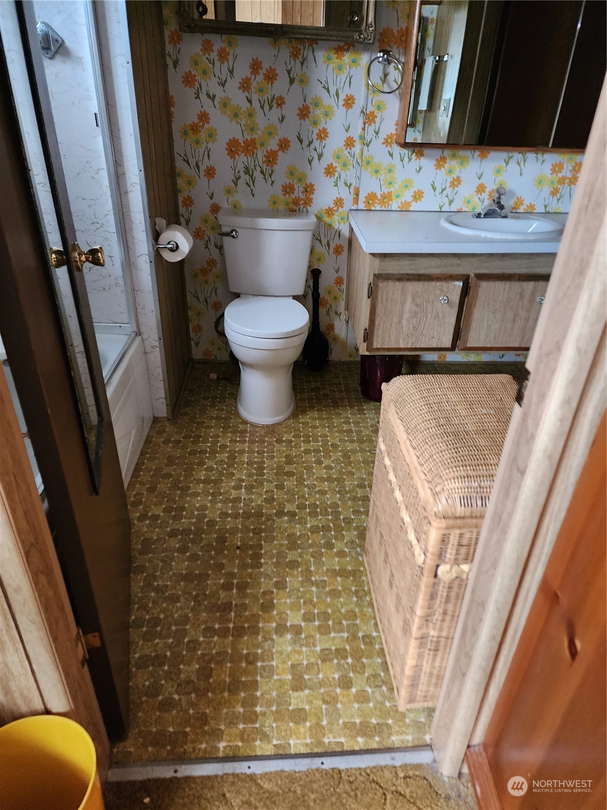 491 Mill Road, Unit 36 Sequim, WA 98382 - Photo 19 of 21 a bathroom with a toilet and a sink