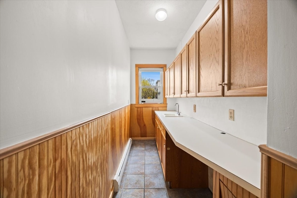 12 James Street Taunton, MA 02780 - Photo 7 of 42