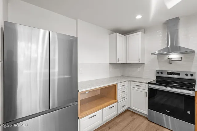 $450,000 | 118 East Devonshire Avenue, West End, NC 27376