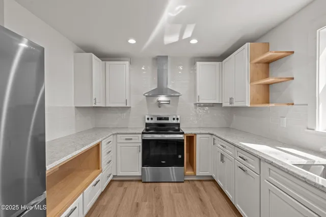 $450,000 | 118 East Devonshire Avenue, West End, NC 27376