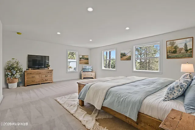 $450,000 | 118 East Devonshire Avenue, West End, NC 27376