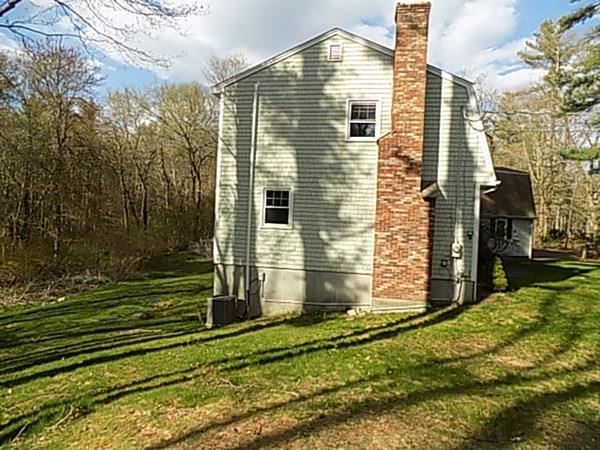 131 Howland Road Freetown, MA 02702 - Photo 4 of 34 Gallery Image 4