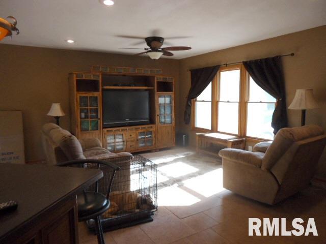 11195 Devils Creek Road Blue Grass, IA 52726 - Photo 2 of 20 Gallery Image 2