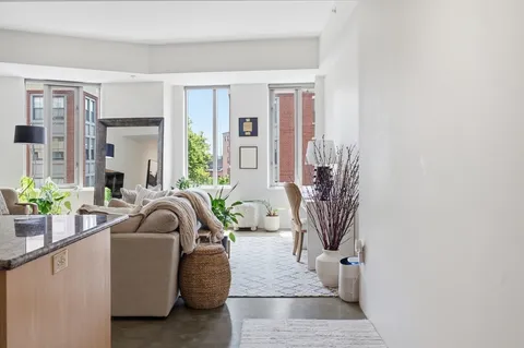 $898,500 | 1313 Washington Street, Unit 414, Boston, MA 02118