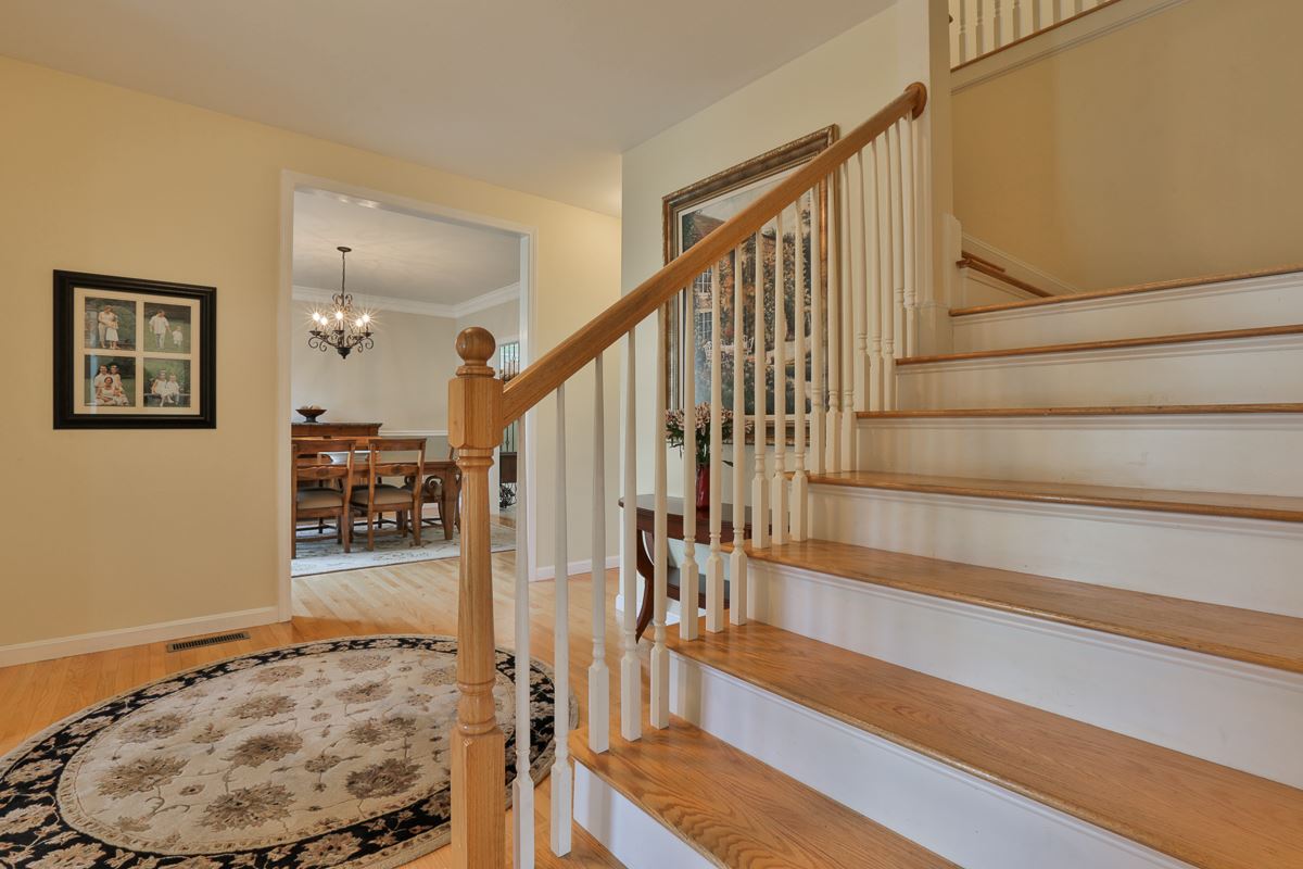 6 Castle Ridge Road Salem, NH 03079 - Photo 10 of 40