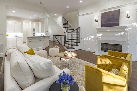 $1,449,000 | 2224 Worthington Street, Dallas, TX 75204