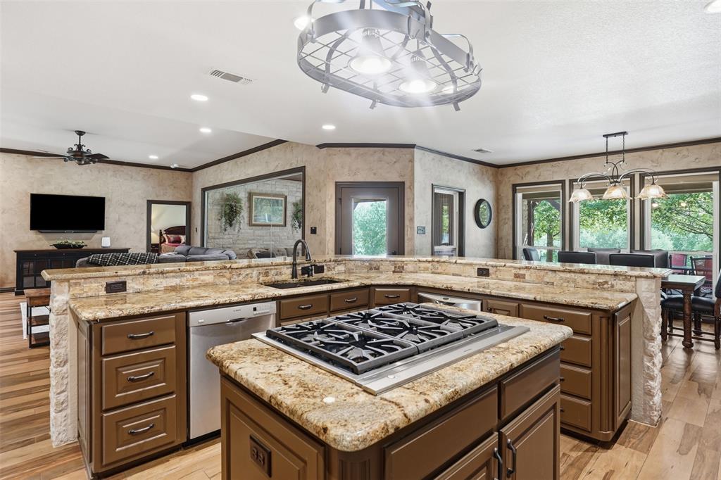 9310 Bellechase Road Granbury, TX 76049 - Photo 7 of 40