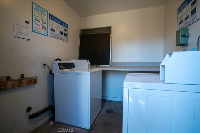 $1,625,000 | 929-933 West 7th Street, Corona, CA 92882