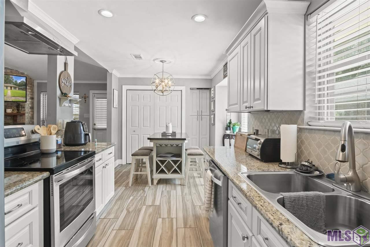 7335 Director Drive Baton Rouge, LA 70817 - Photo 3 of 20 Gallery Image 3