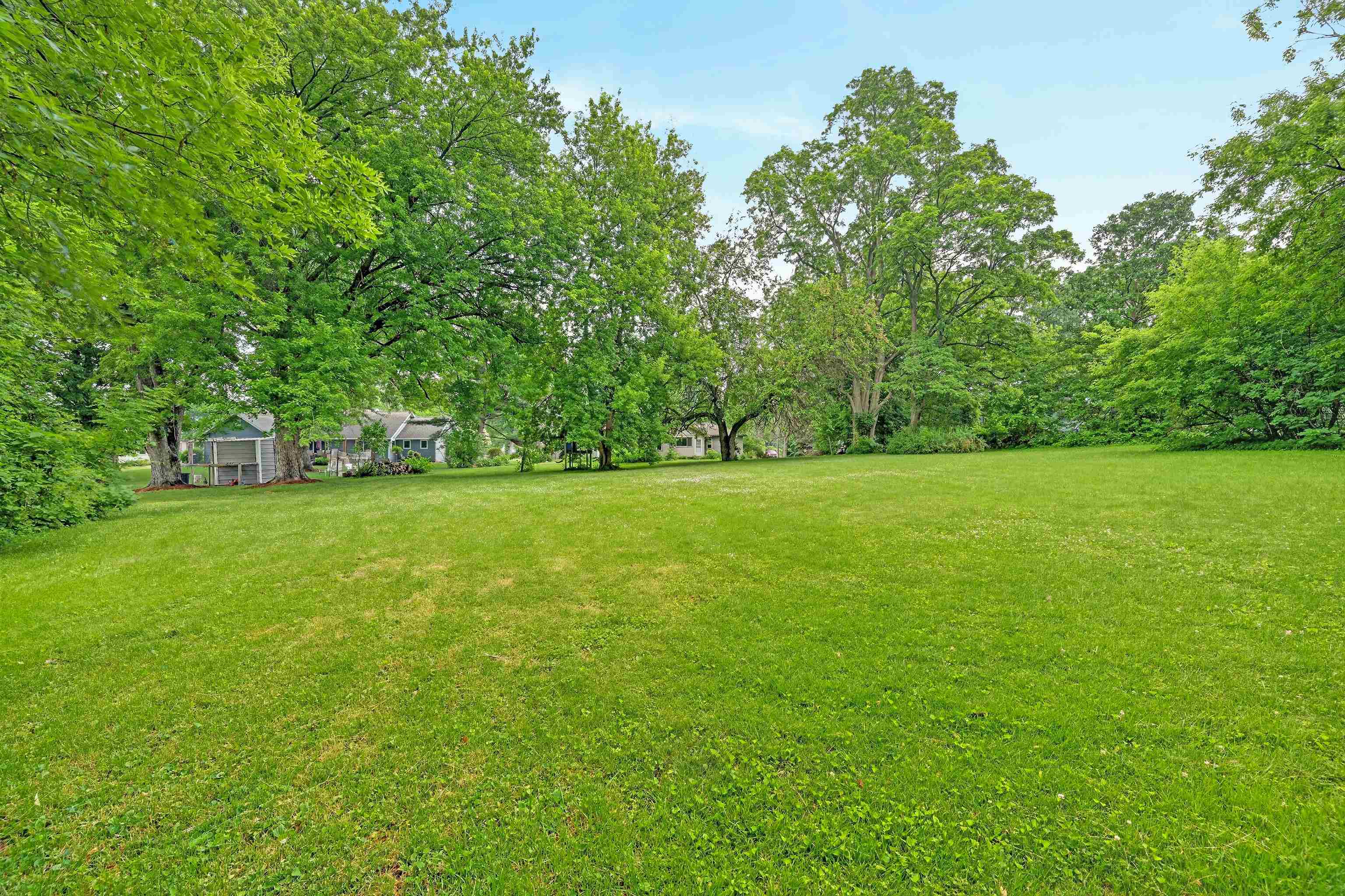 5205 Midmoor Road Monona, WI 53716 - Photo 4 of 45