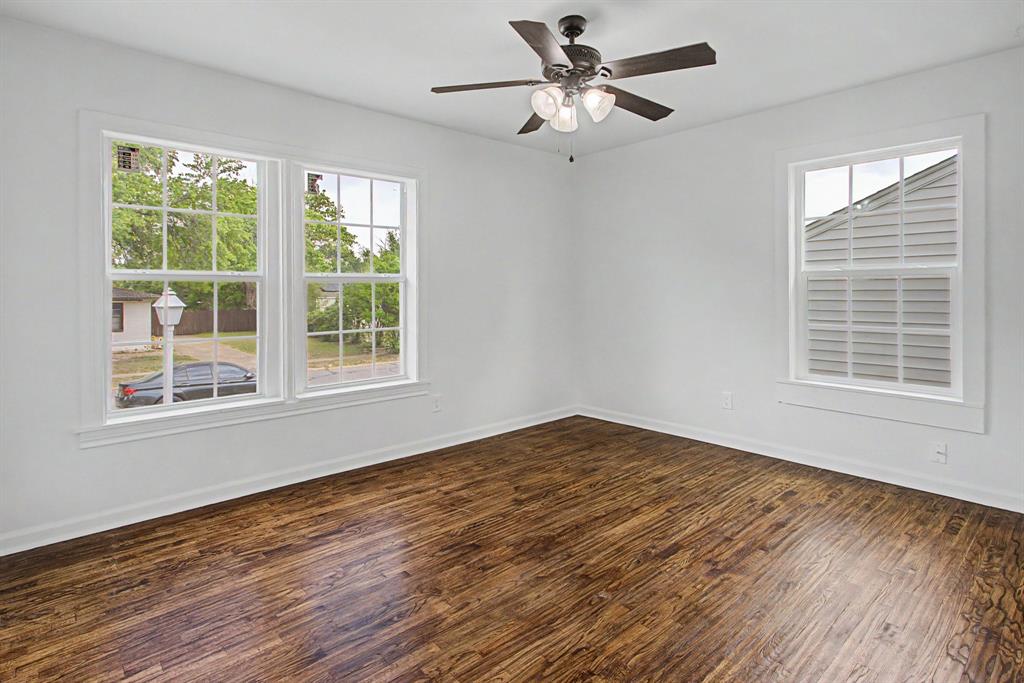 122 West 11th Street Irving, TX 75060 - Photo 9 of 29