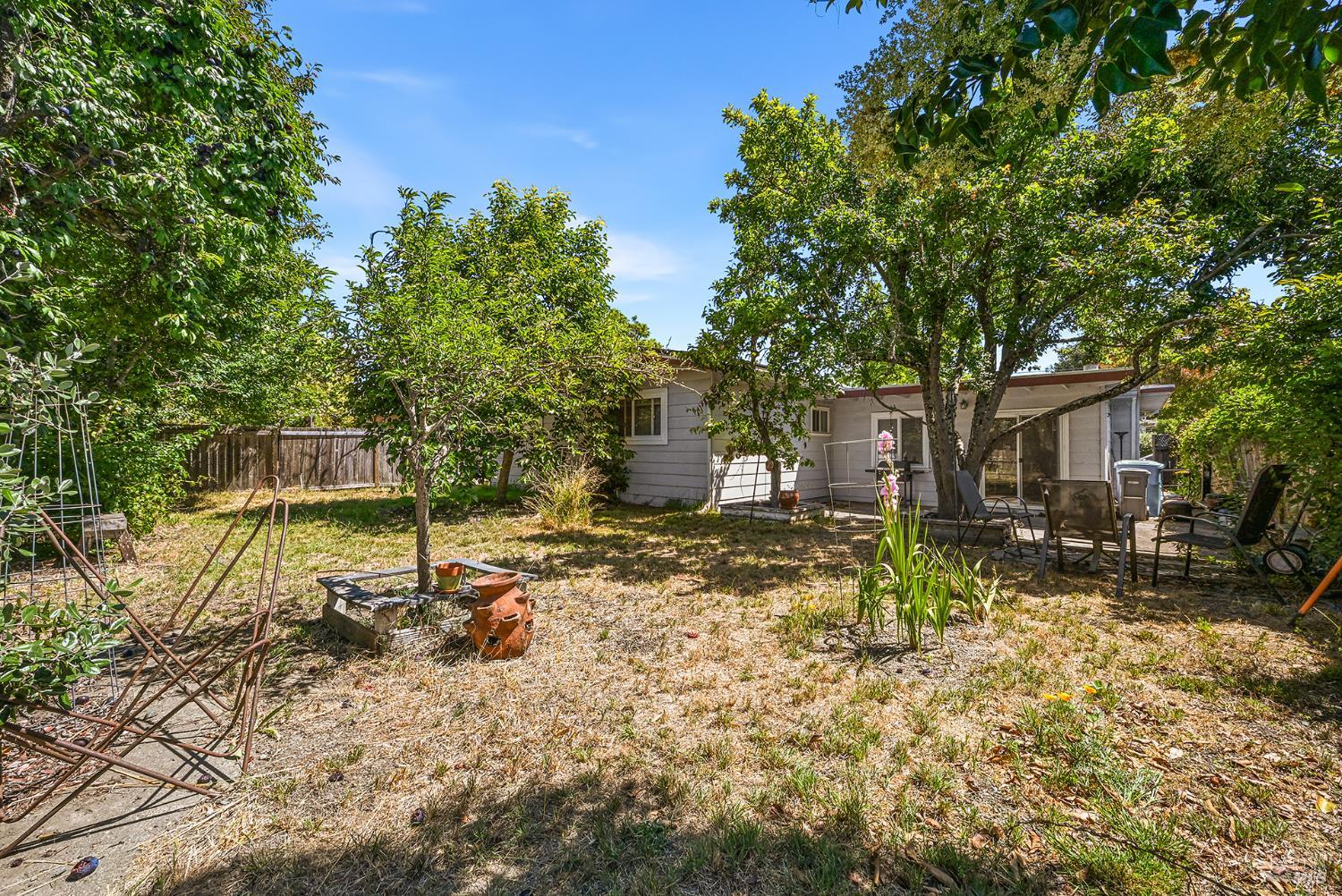 613 Ashbury Avenue Santa Rosa, CA 95404 - Photo 28 of 29