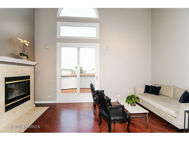3453 North Racine Avenue, Unit 3S Chicago, IL 60657 - Photo 2 of 21