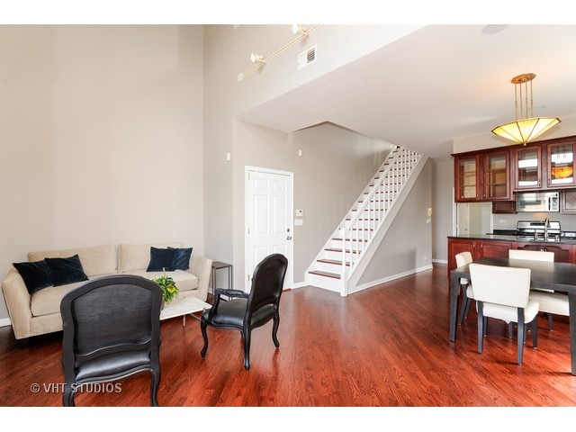 3453 North Racine Avenue, Unit 3S Chicago, IL 60657 - Photo 8 of 21