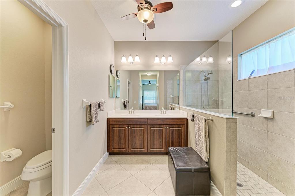 7750 Ridgelake Circle Bradenton, FL 34203 - Photo 26 of 40