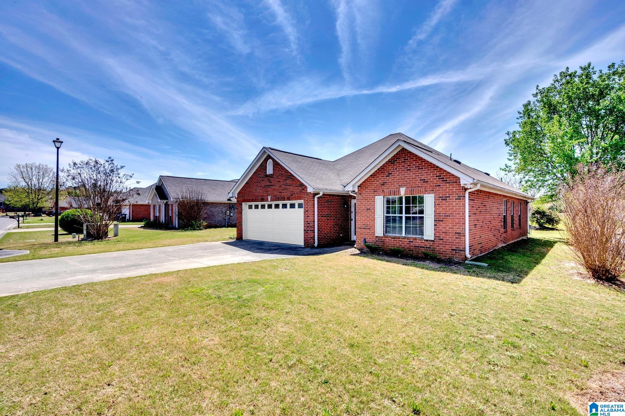 125 Hickory Point Drive Helena, AL 35080 - Photo 3 of 20