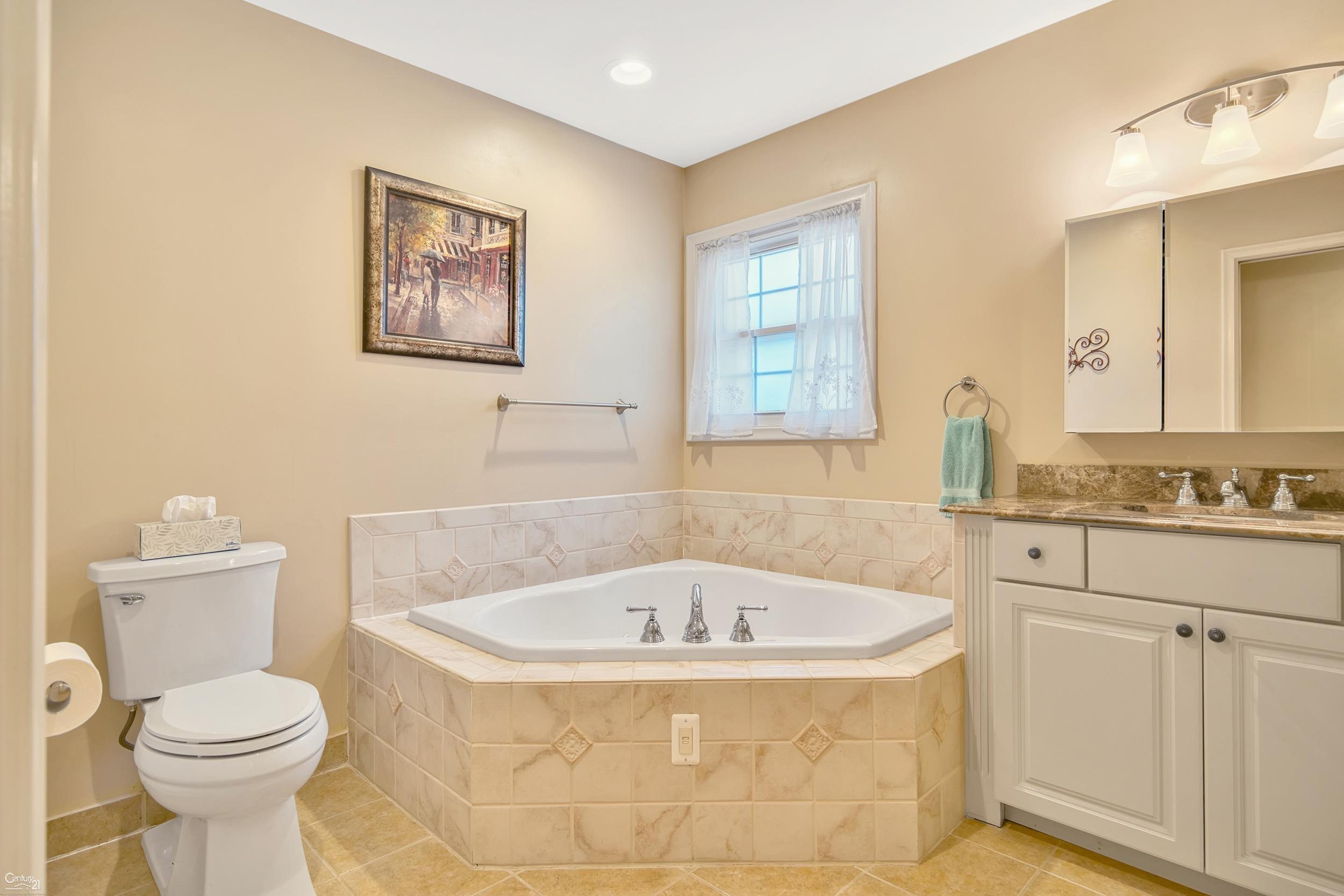1038 Hawthorne Road Grosse Pointe Woods, MI 48236 - Photo 41 of 61