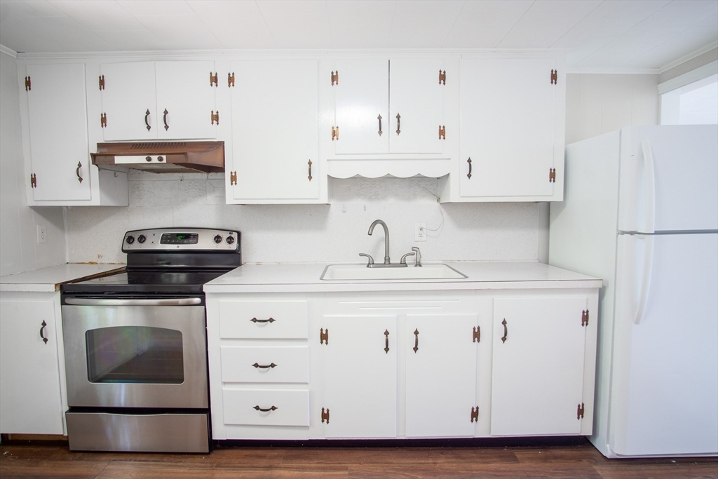 61 Orchard Street, Unit 2 Bellingham, MA 02019 - Photo 8 of 24