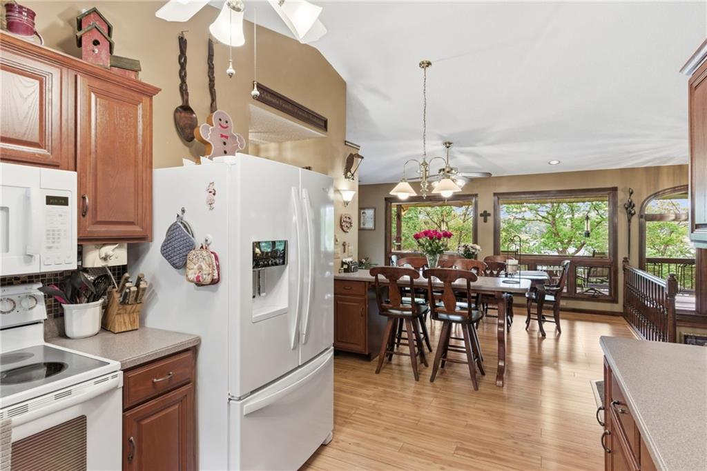 1841 Lake Bluff Drive Reeds Spring, MO 65737 - Photo 13 of 50