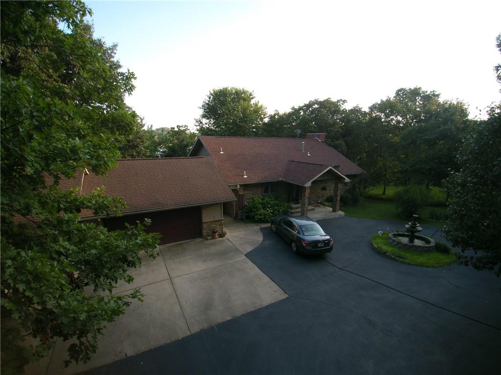 1841 Lake Bluff Drive Reeds Spring, MO 65737 - Photo 2 of 8