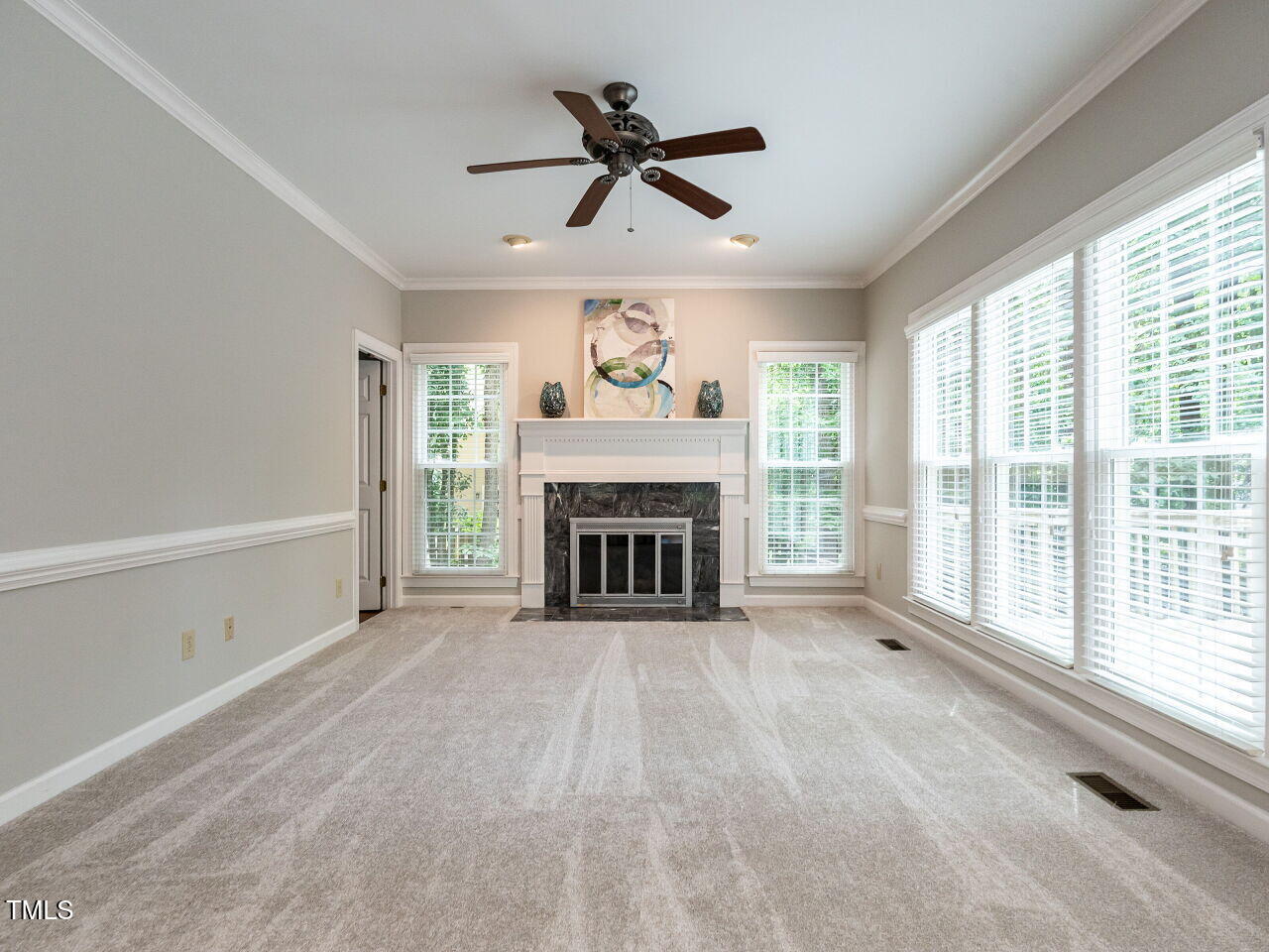 8104 Harbor Drive Raleigh, NC 27615 - Photo 12 of 37 012-1280x960-family-room