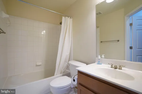 $3,400 | 5685 Faircloth Court, Centreville, VA 20120