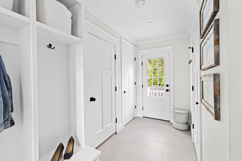 48 Captain Peirce Road Scituate, MA 02066 - Photo 5 of 39