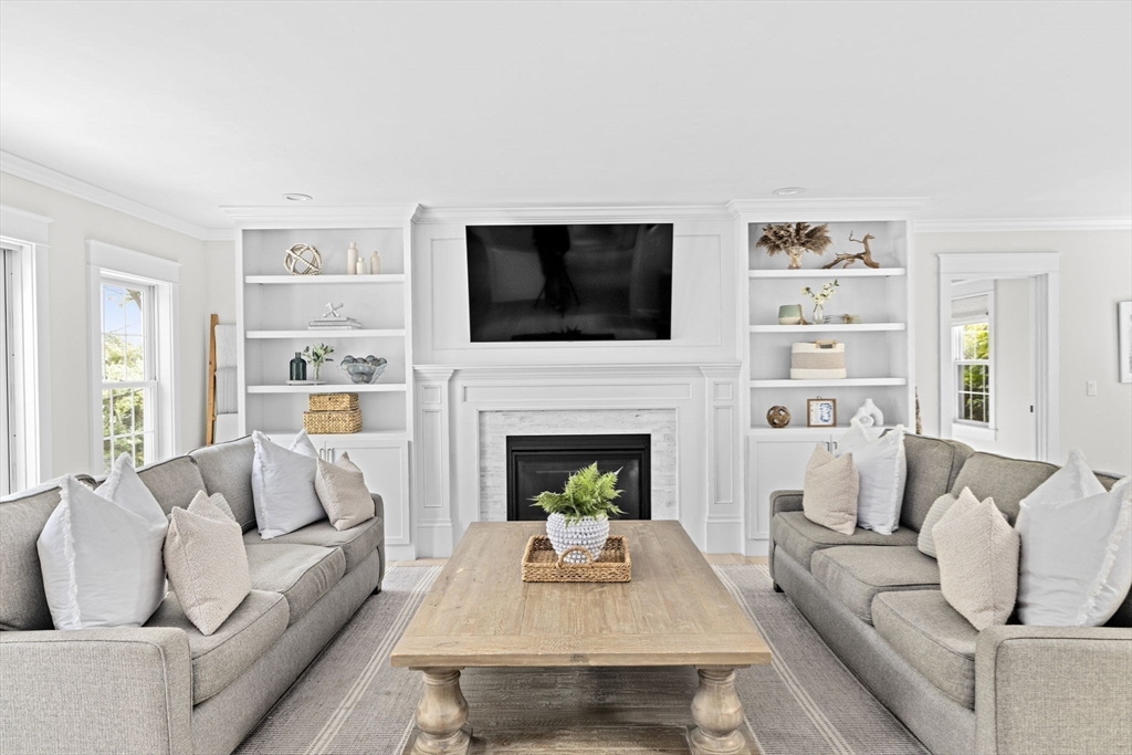 48 Captain Peirce Road Scituate, MA 02066 - Photo 9 of 39