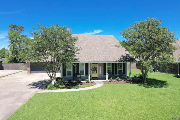 $365,000 | 13031 North Ridge Drive, Walker, LA 70785