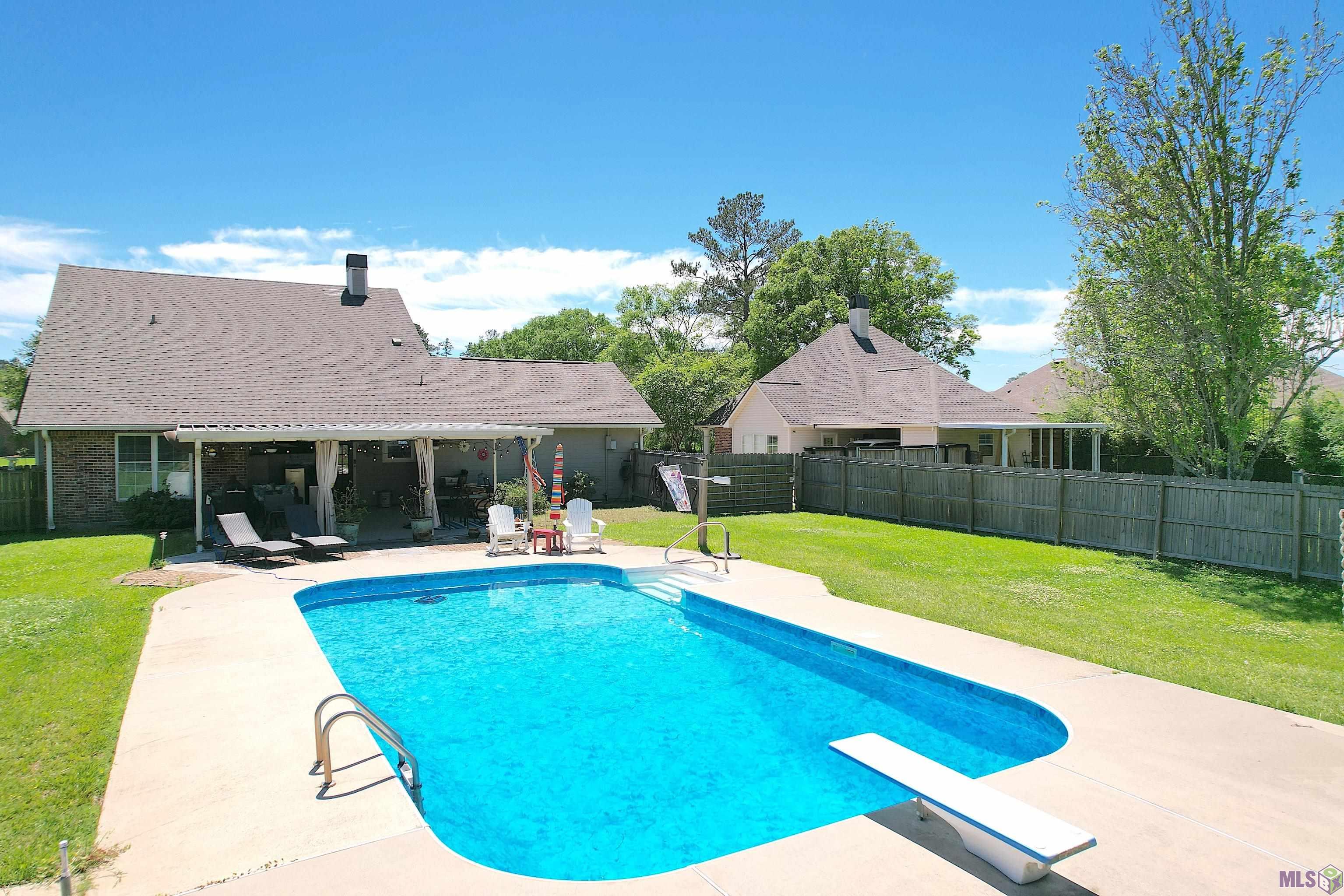 13031 North Ridge Drive Walker, LA 70785 - Photo 2 of 29