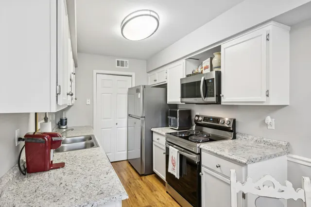 $1,200 | 161 Westfield Drive, Nashville, TN 37221