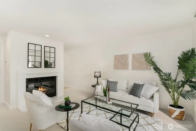 $310,500 | 6700 Northeast 182nd Street, Unit A306, Kenmore, WA 98028