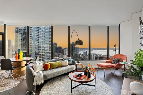 $799,000 | 2510 6th Avenue, Unit 2504, Seattle, WA 98121