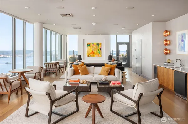 $799,000 | 2510 6th Avenue, Unit 2504, Seattle, WA 98121