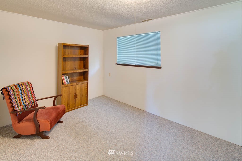21716 9th Avenue West Bothell, WA 98021 - Photo 14 of 22