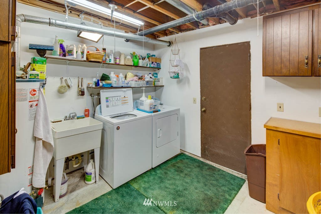 21716 9th Avenue West Bothell, WA 98021 - Photo 16 of 22