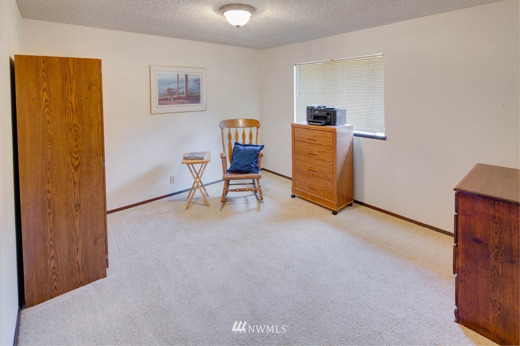 21716 9th Avenue West Bothell, WA 98021 - Photo 9 of 22