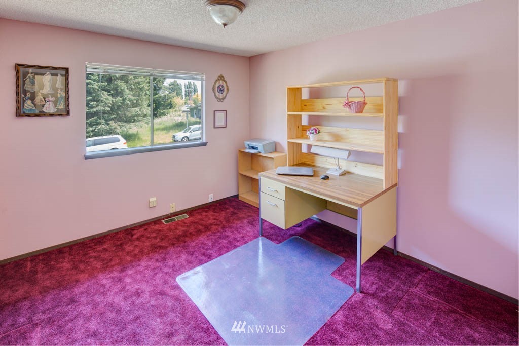 21716 9th Avenue West Bothell, WA 98021 - Photo 10 of 22