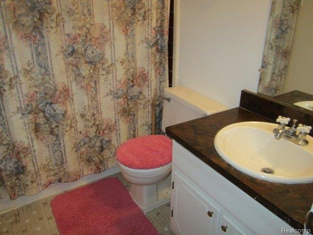 17445 Raleigh Square Drive, Unit 75 Southgate, MI 48195 - Photo 12 of 17 125.JPG