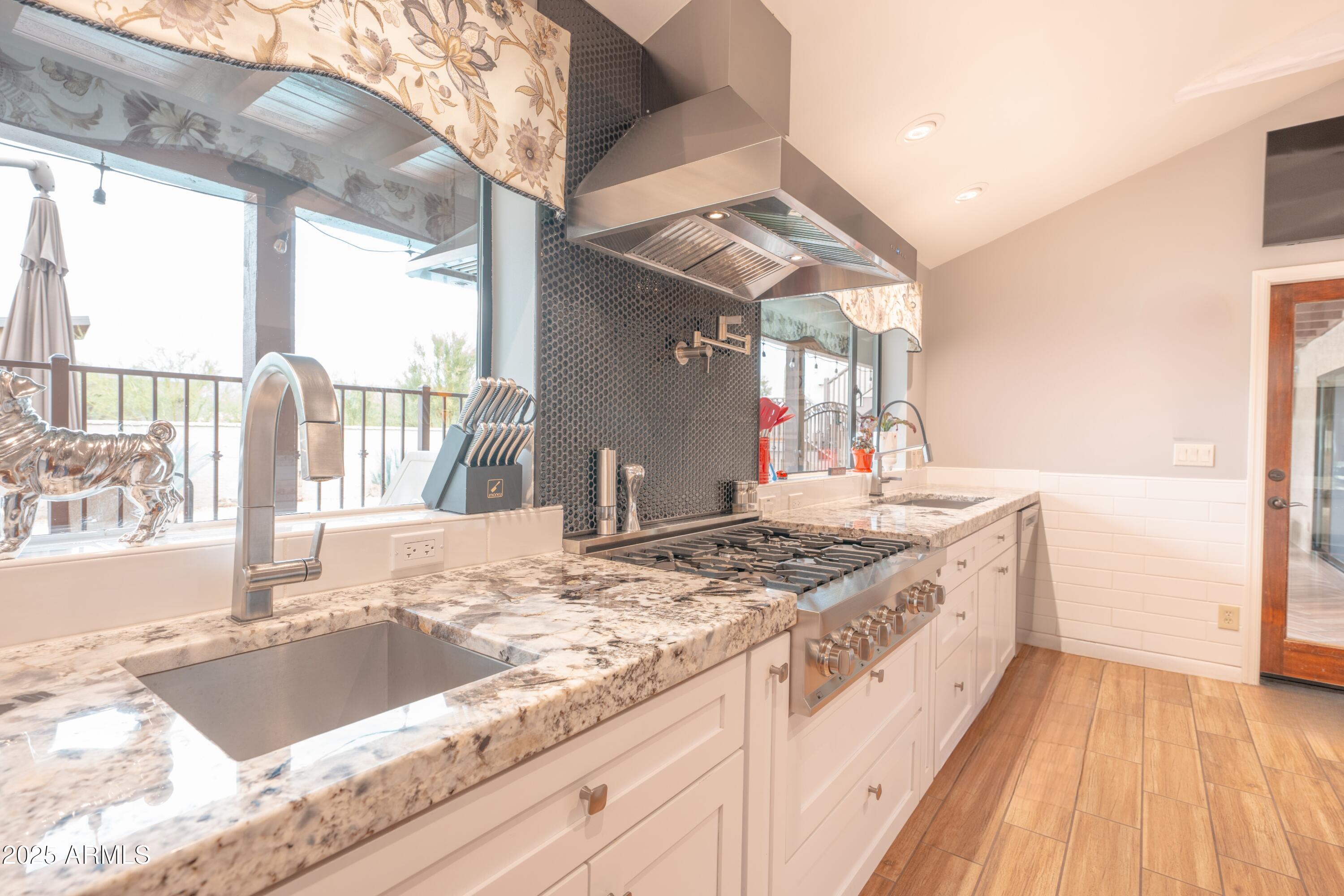 36801 North Long Rifle Road Carefree, AZ 85377 - Photo 23 of 61
