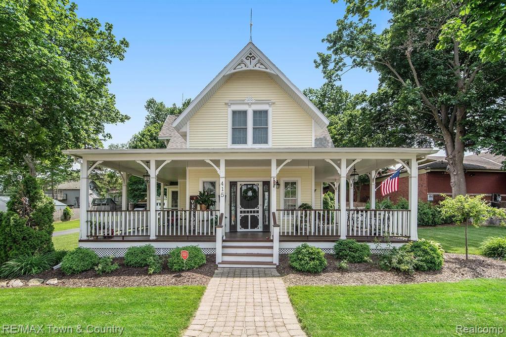 415 West Main Street Flushing, MI 48433 - Photo 2 of 37