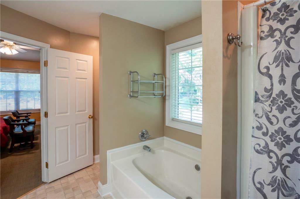 192 Lakeover Circle Athens, GA 30607 - Photo 14 of 30