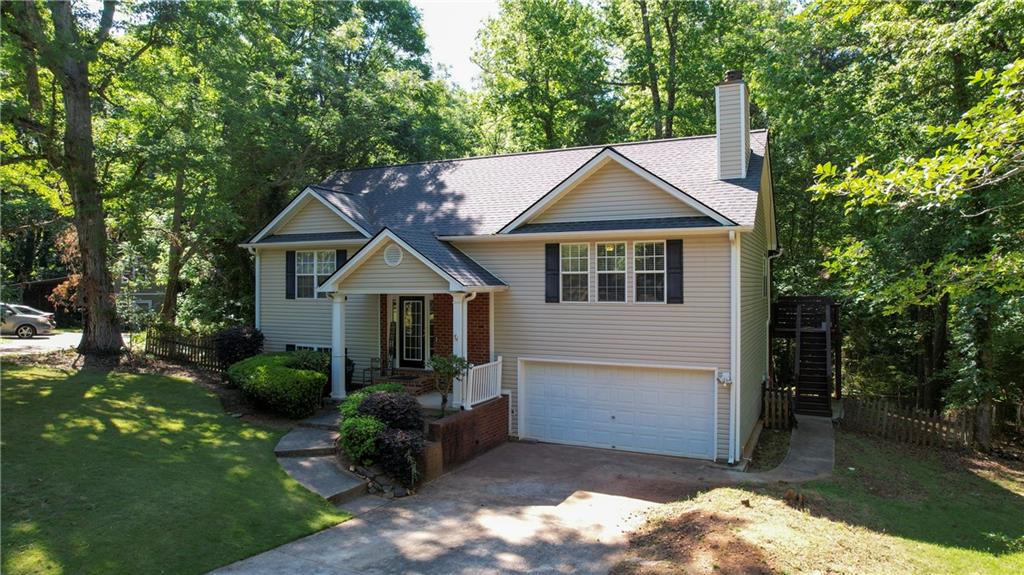 192 Lakeover Circle Athens, GA 30607 - Photo 2 of 30