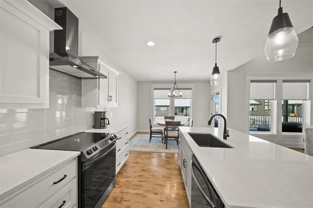 $535,000 | 2614 Southwest Farm Fld Road, Lee's Summit, MO 64082